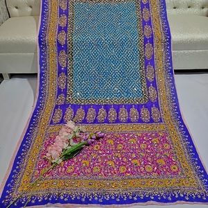 Heavy embroidered duppatta